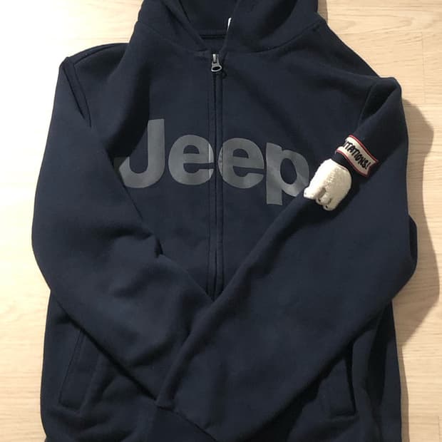 지프 폴라베어 와펜 후드집업