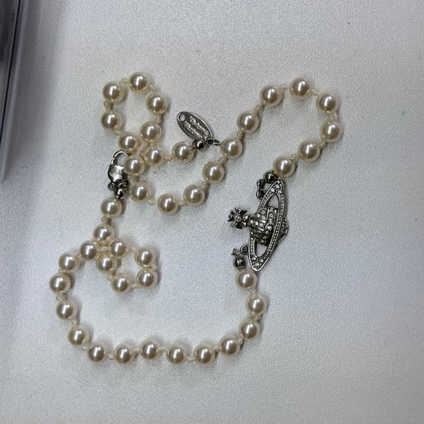 비비안웨스트우드 목걸이