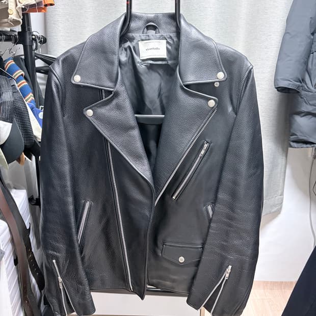 비바스튜디오 라이더 자켓