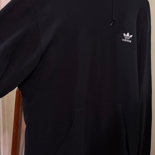 아디다스 에센셜 후드 FM9956 L