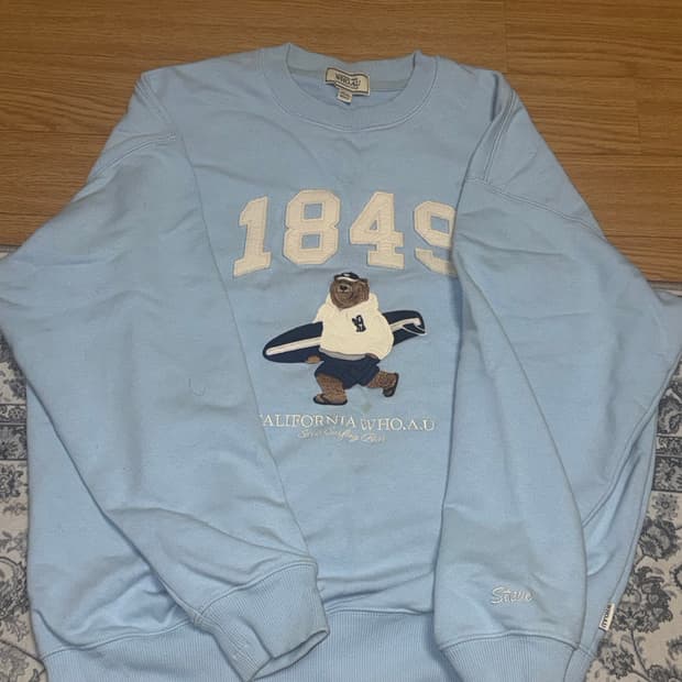 Who.A.U 후아유 스티브 서핑베어 맨투맨 하늘색