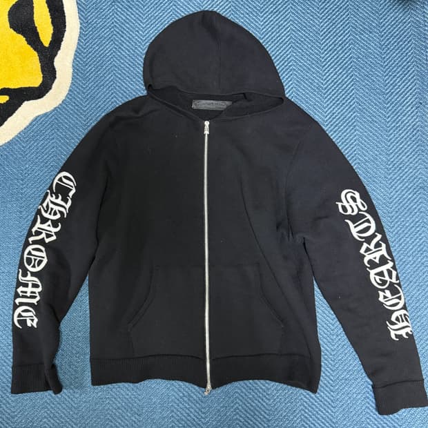 [L]크롬하츠 캐시미어 레터링 후드집업 블랙