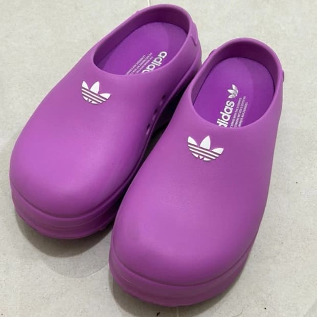 아디폼스탠드뮬 240