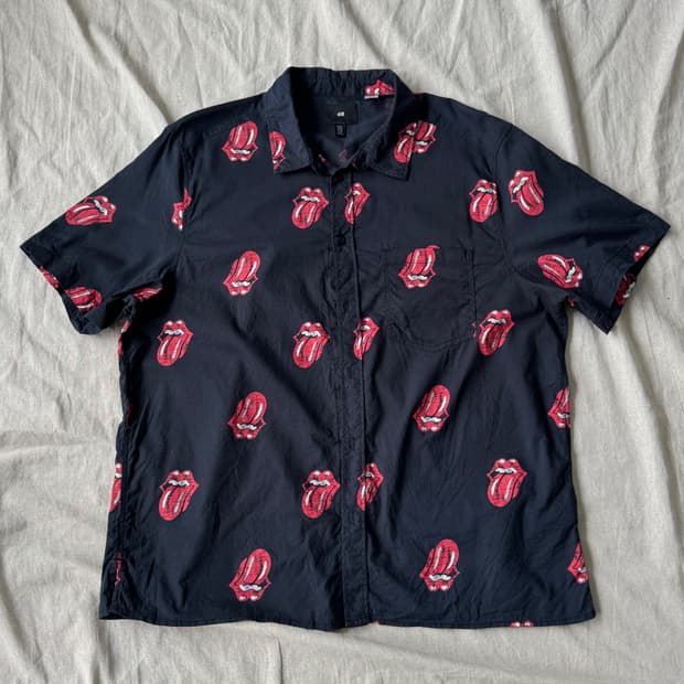  H&M 롤링스톤 반팔 셔츠 XL