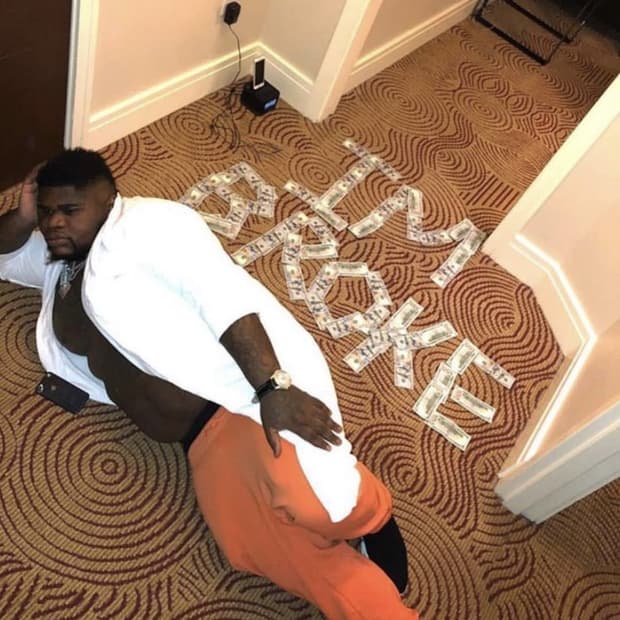 디젤 컷아웃 피카부 티셔츠 블랙 M