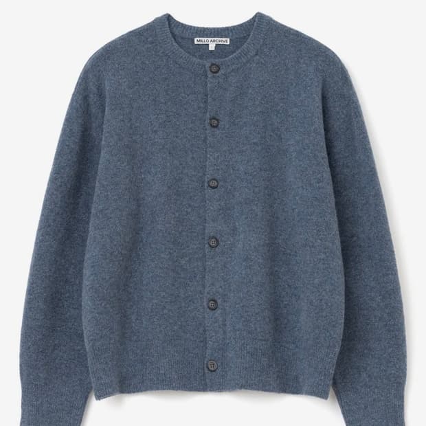 밀로아카이브 크롭 무브 가디건 [인디고 블루]