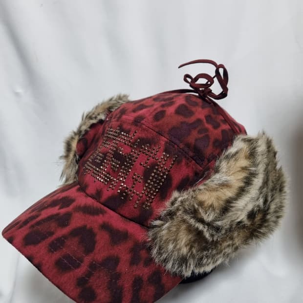 베쉬올 Y2K 빈티지 이어플랩 귀달이모자