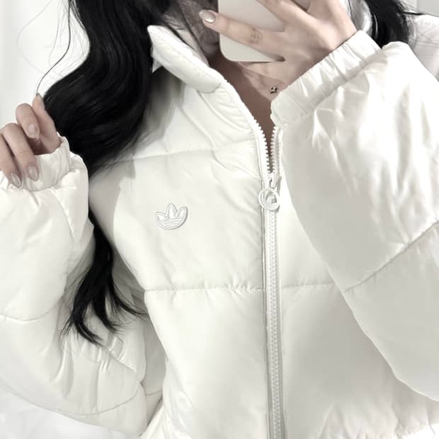 🐰아디다스 아방 폭닥 올 화이트 파이어버드 자수 눈사람 패딩🪽🤍