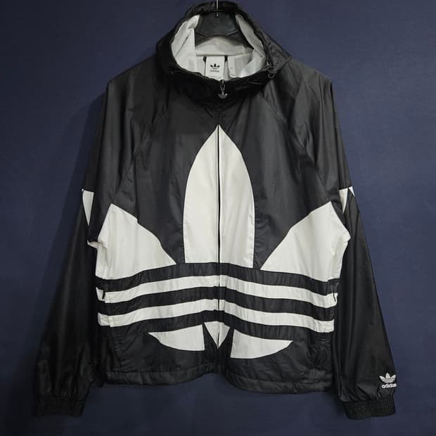 아디다스 빅 트레포일 윈드브레이커 블랙 남성 120 바람막이 후드집업 