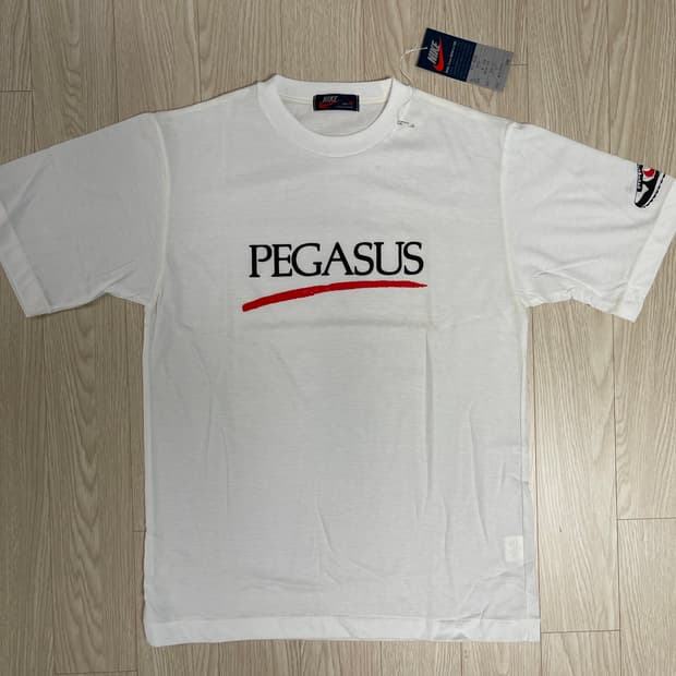나이키 80s 올드 페가수스 원판 숏 슬리브 티셔츠NIKE OLD 198