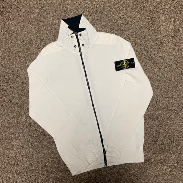 스톤아일랜드 니트집업