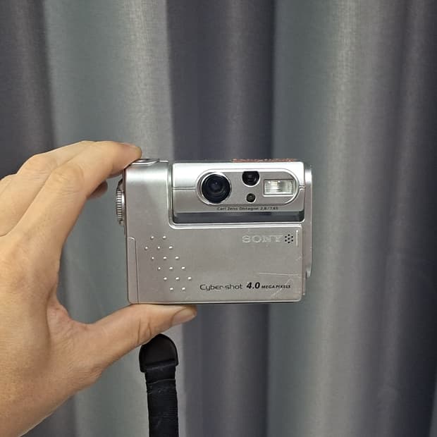 소니 빈티지 디카 CyberShot DSC-F77A