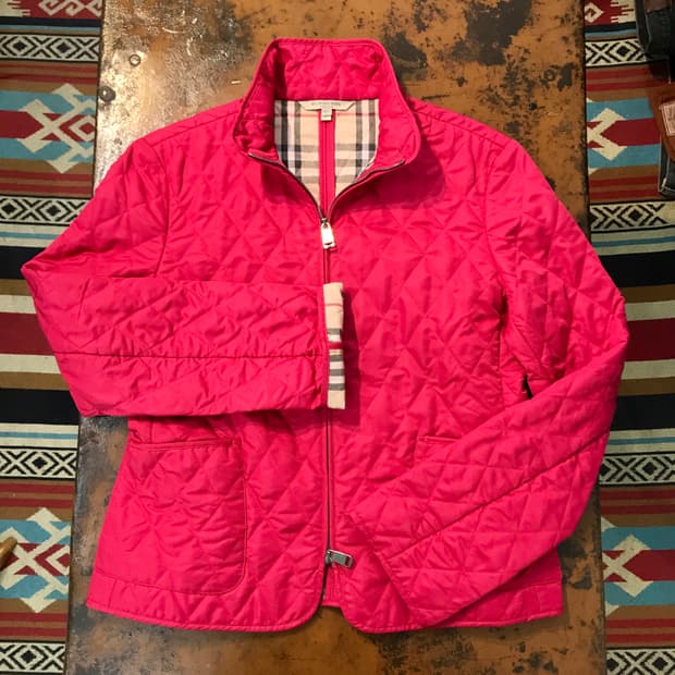 버버리 인디 핑크 투웨이 집업 퀼팅 자켓 여성 66 사이즈 