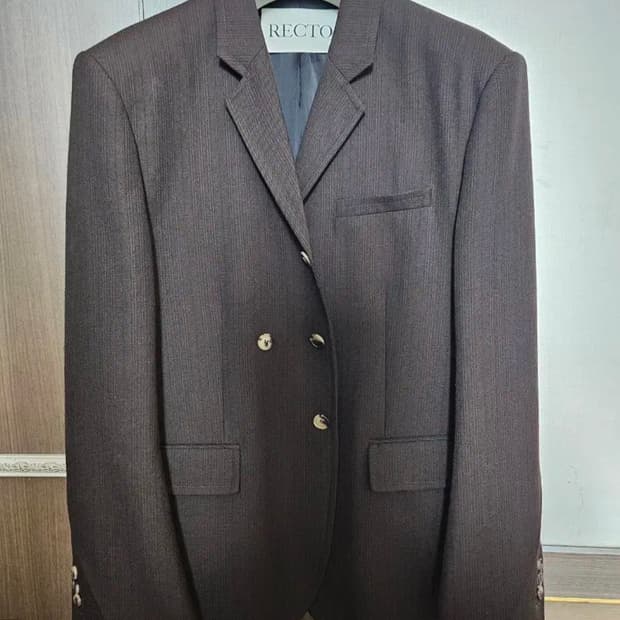 렉토 스트라이프 버진울 자켓 빈티지 브라운 M사이즈 판매합니다