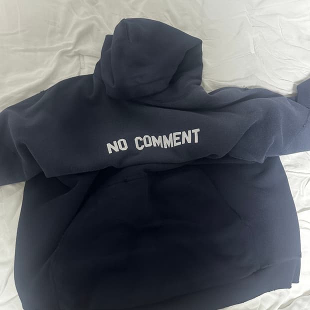 [2] 발렌시아가 22SS 노코멘트 후디 네이비