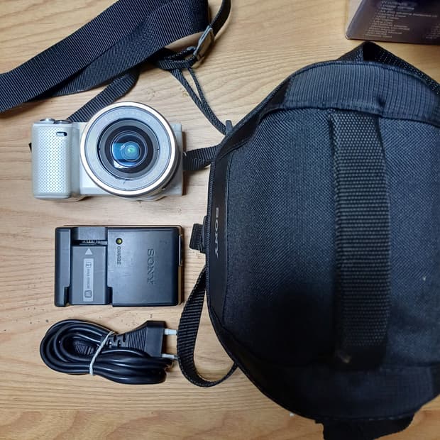 Sony NEX 5N 디지털 카메라 작례있음, 택비포함