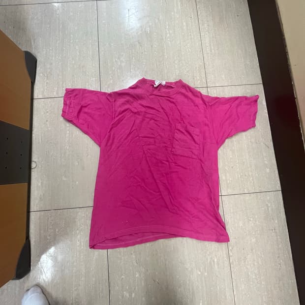 Vintage blank pocket t shirs
