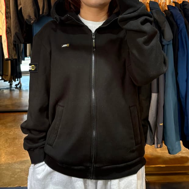 내셔널지오그래픽 블랙 후드집업