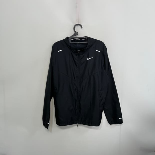 나이키 윈드러너 러닝 바람막이 105 블랙 상태최상