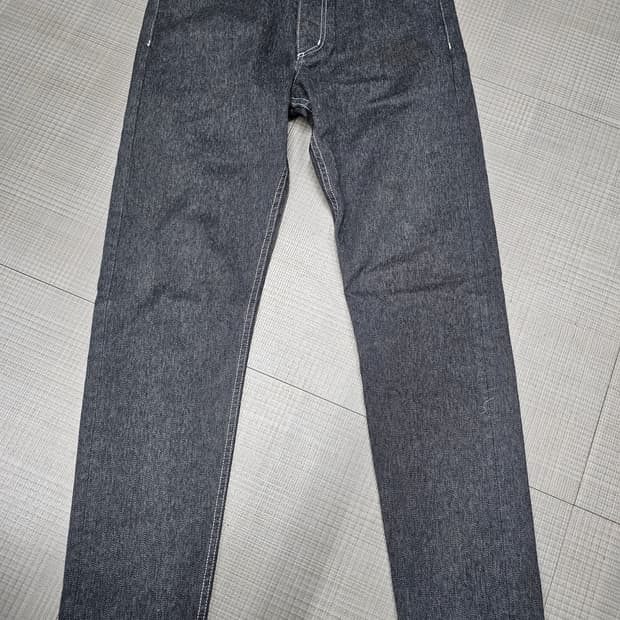 코스 COS 그레이진 데님바지