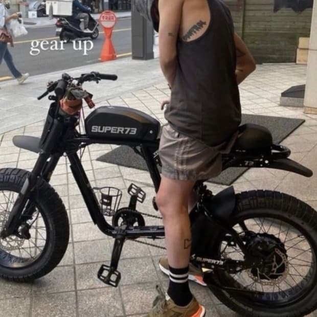 나이젤카본 x 미하라야스히로
