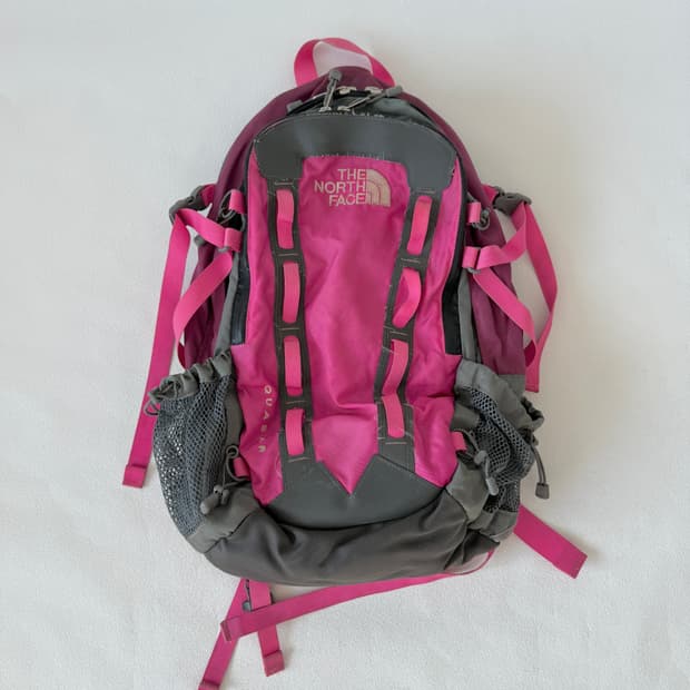 노스페이스(THE NORTH FACE) 핑크 28L 백팩