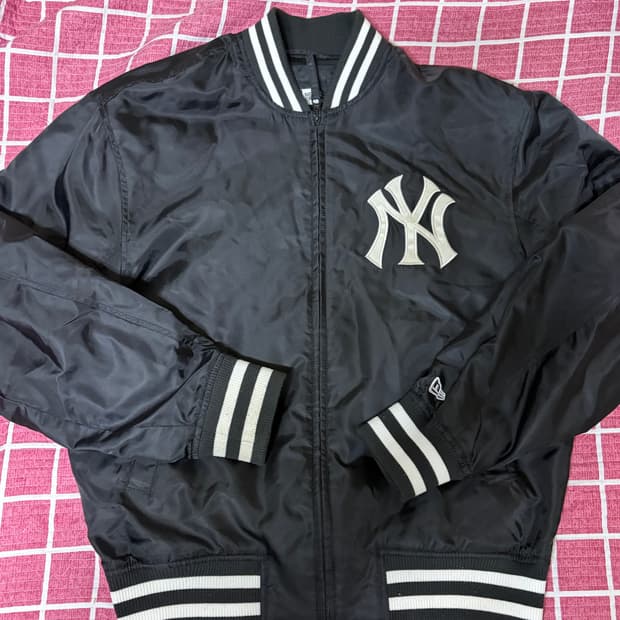 뉴에라 빅로고 자켓