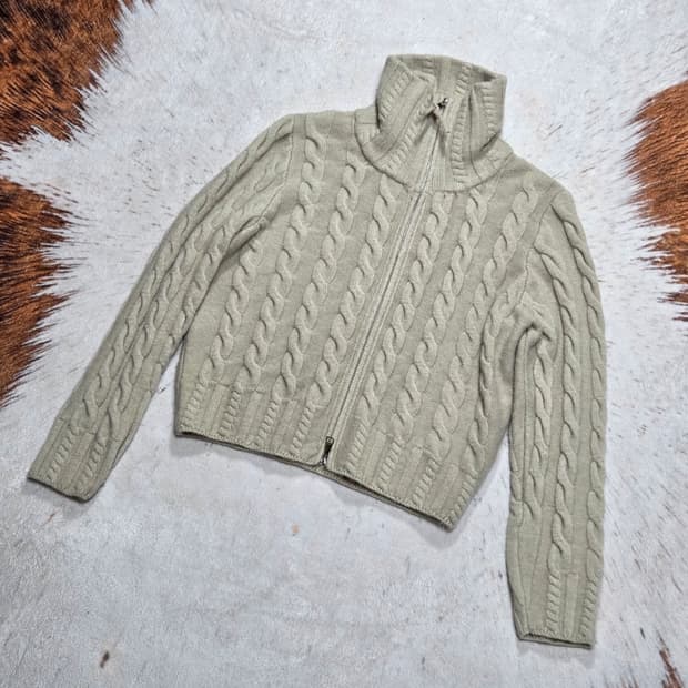 베이지 투웨이 하이넥 꽈배기 니트 집업