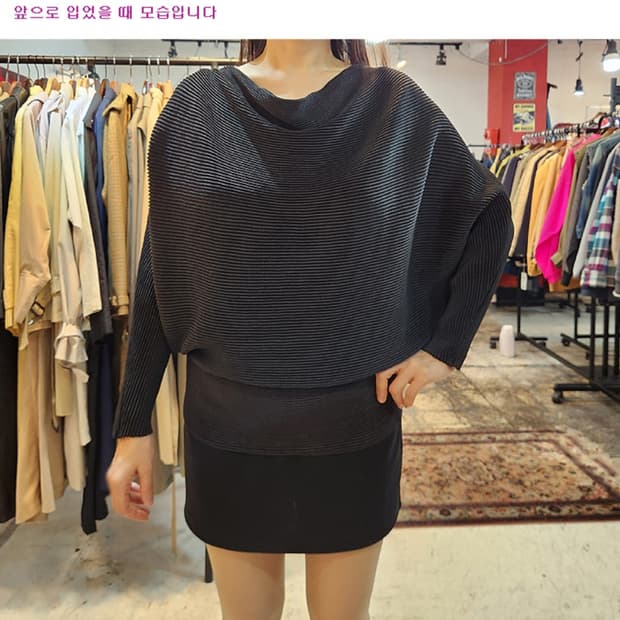 SPECCHIO pleats 스피치오 플리츠 블랙 가오리핏 탑