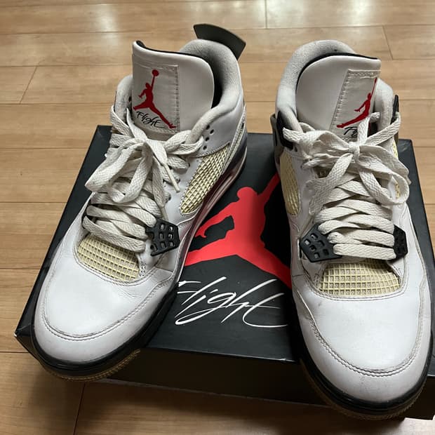 조던4 시멘트 270