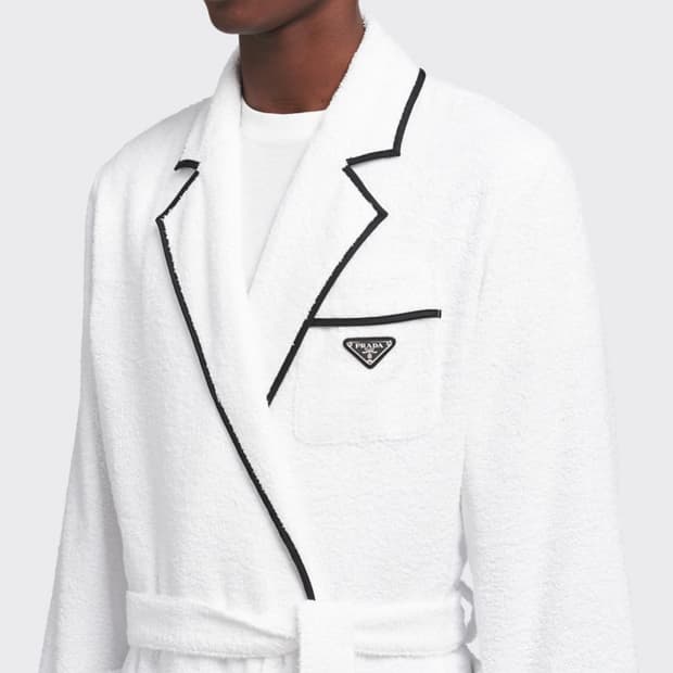 프라다 화이트 로브가운 M size