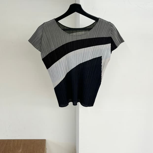 플리츠 플리즈 플리츠 배색 반팔 탑