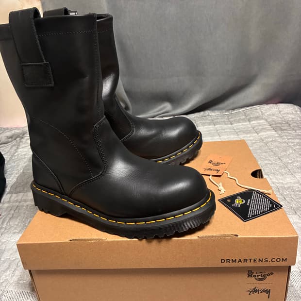 닥터마틴x스투시 데콘 엔지니어부츠 블랙 260