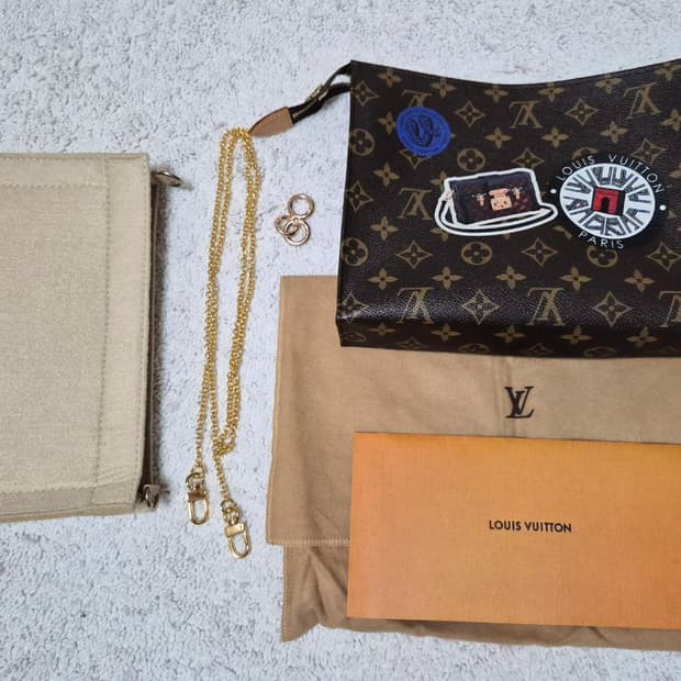 루이비통 토일렛 월드투어 클러치 26 한정판