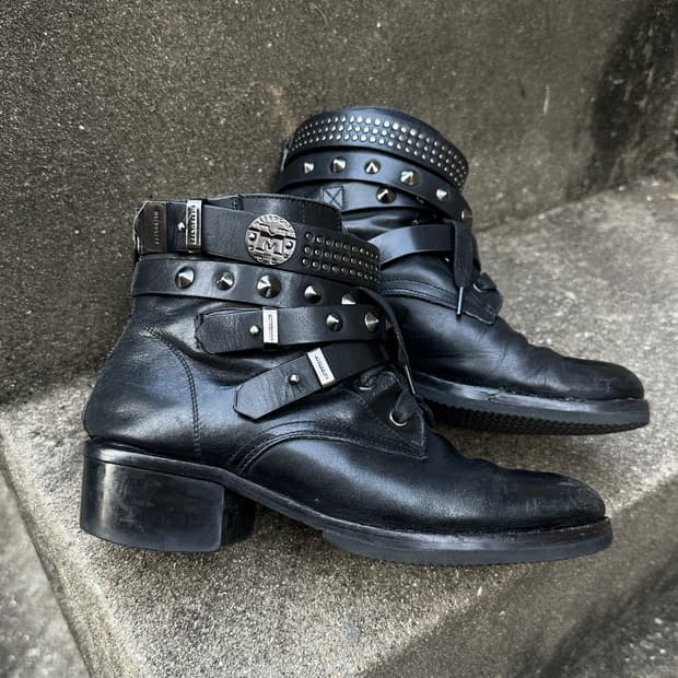 Metro City Punk stud bondage boots
