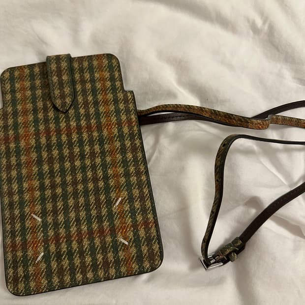 마르지엘라 핸드폰 가방 크로스백