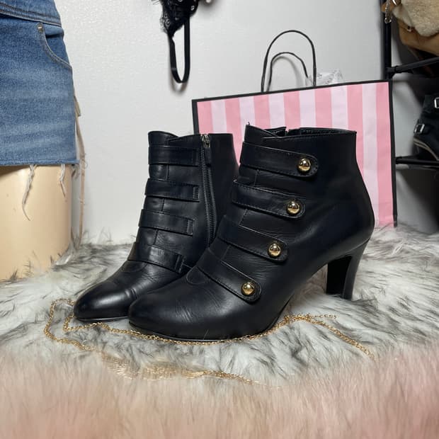 GO CCE 골드 버튼 앵클 부츠 힐 구두