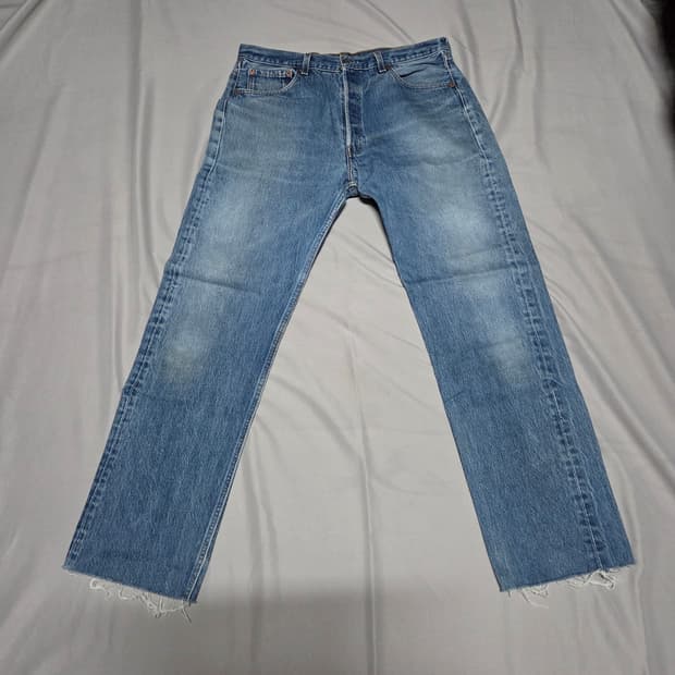 
90s Vintage Levi`s 501
USA 빈티지 리바이스