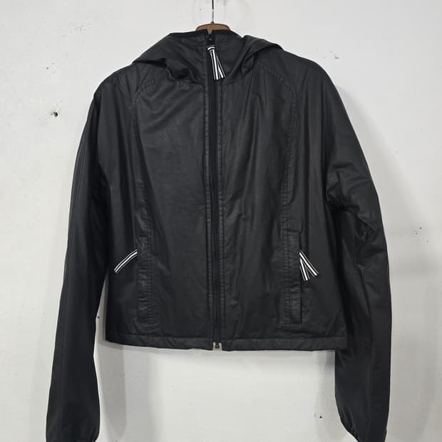 아르마니 여성 경량 패딩