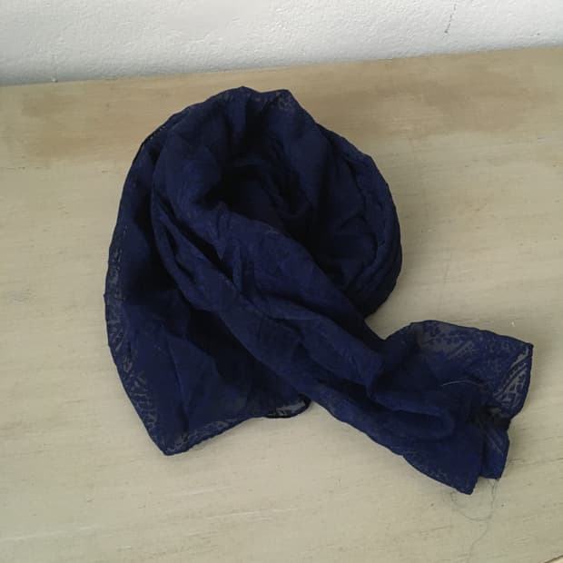 ornament pattern scarf