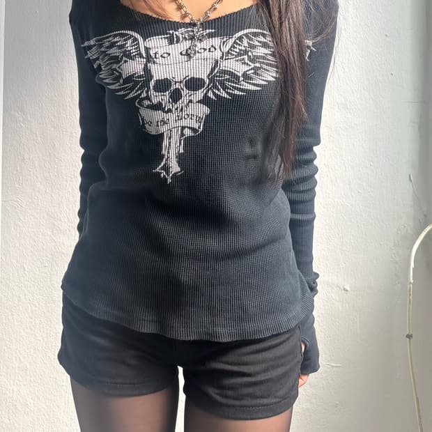 Vintage Black Skull Long Sleeve Top