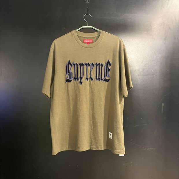 슈프림 올드 잉글리시 반팔티