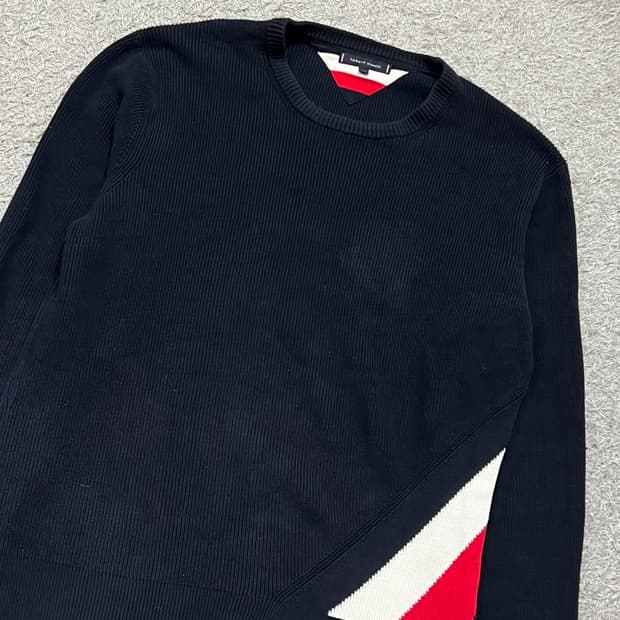 [105] 타미힐피거 니트