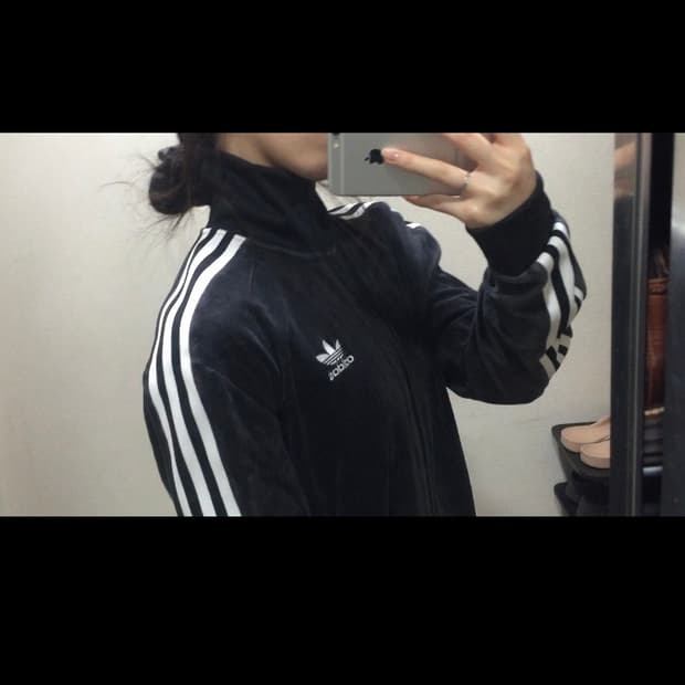 빈티지 아디다스 벨루어 트랙탑 