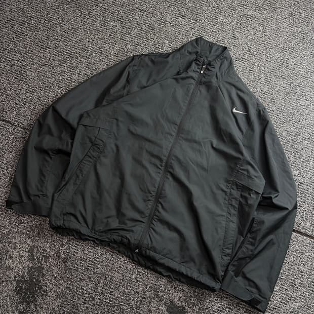 나이키 스우시 에슬레틱 러닝 바람막이 3304