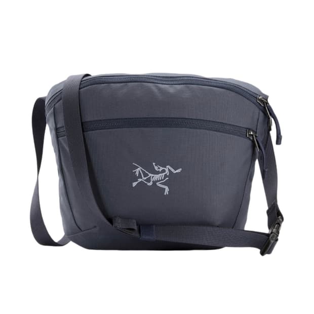 아크테릭스 맨티스 2 웨이스트팩 블랙 사파이어