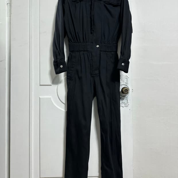 이로 바르카 점프수트