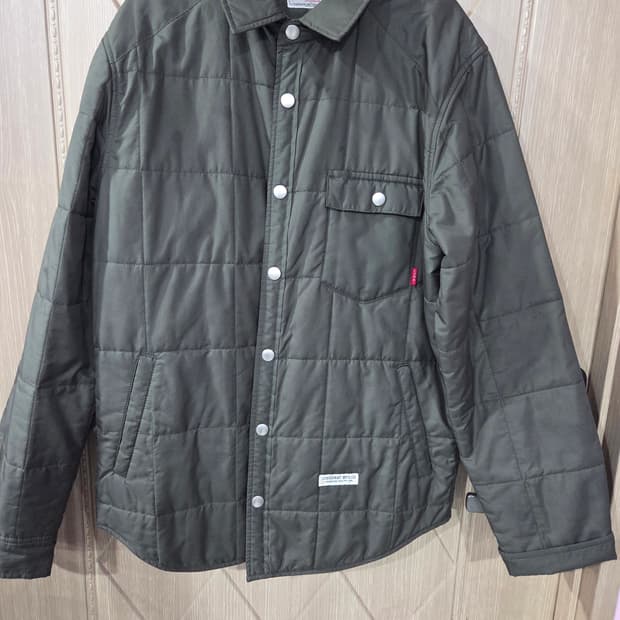 커버낫 카키색 패딩점퍼