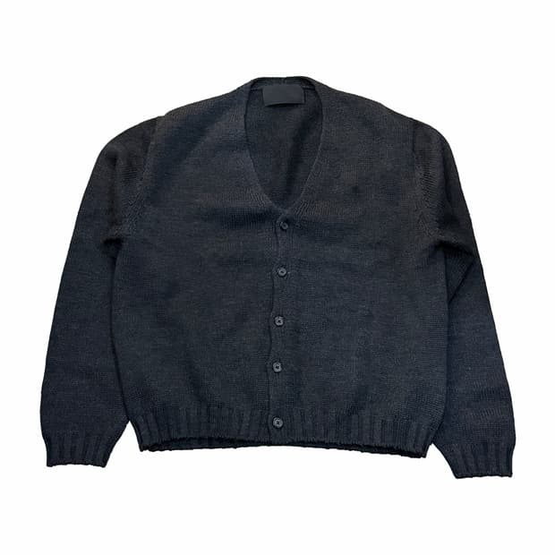 프라다 브이넥 니트 48시이즈