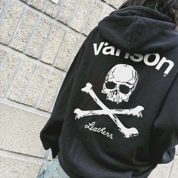 밴슨 오버핏 로고 프린팅 후드집업